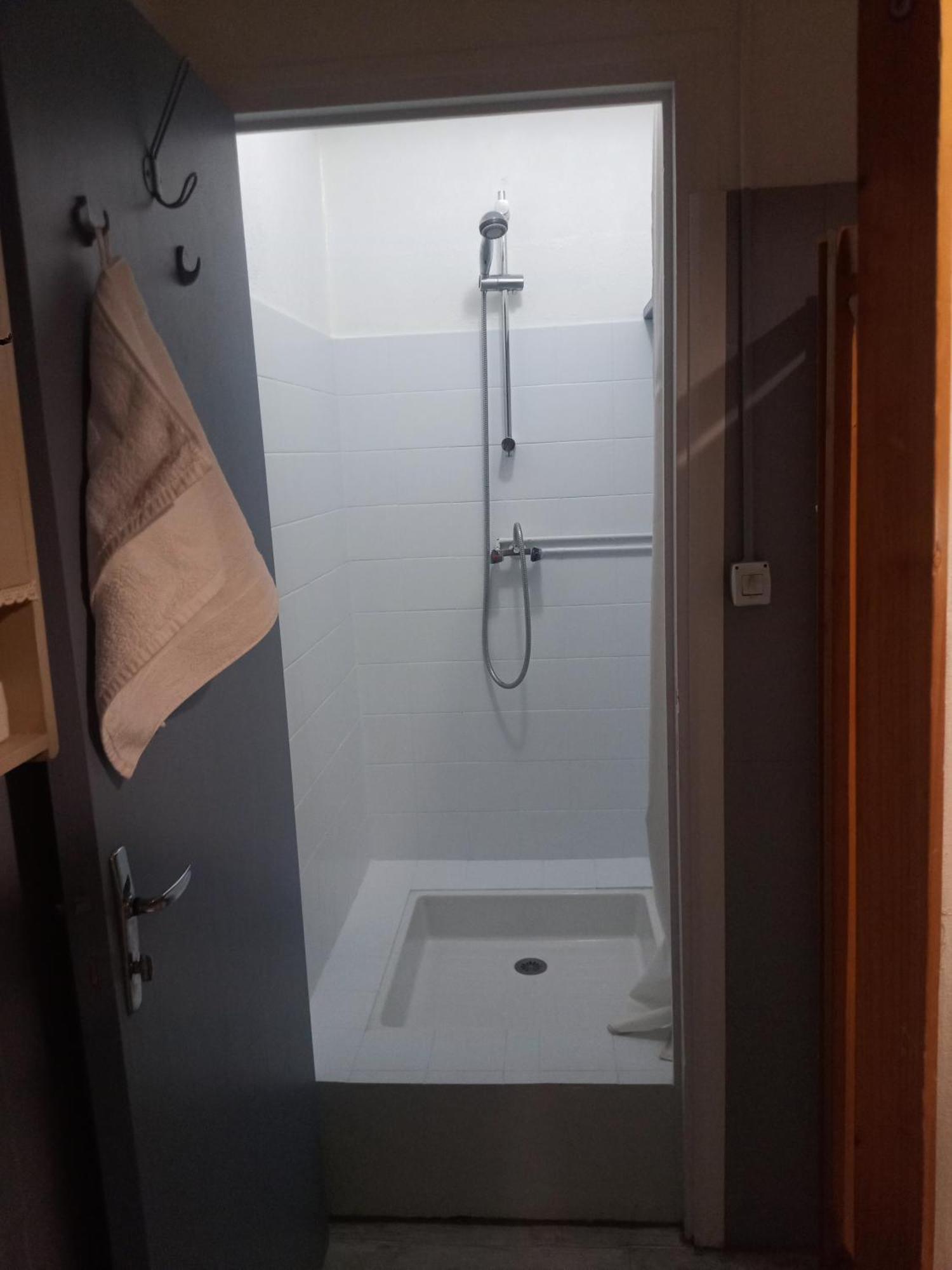 Studio D'Aqui Et D'Ailleurs Apartment Perpignan Bagian luar foto
